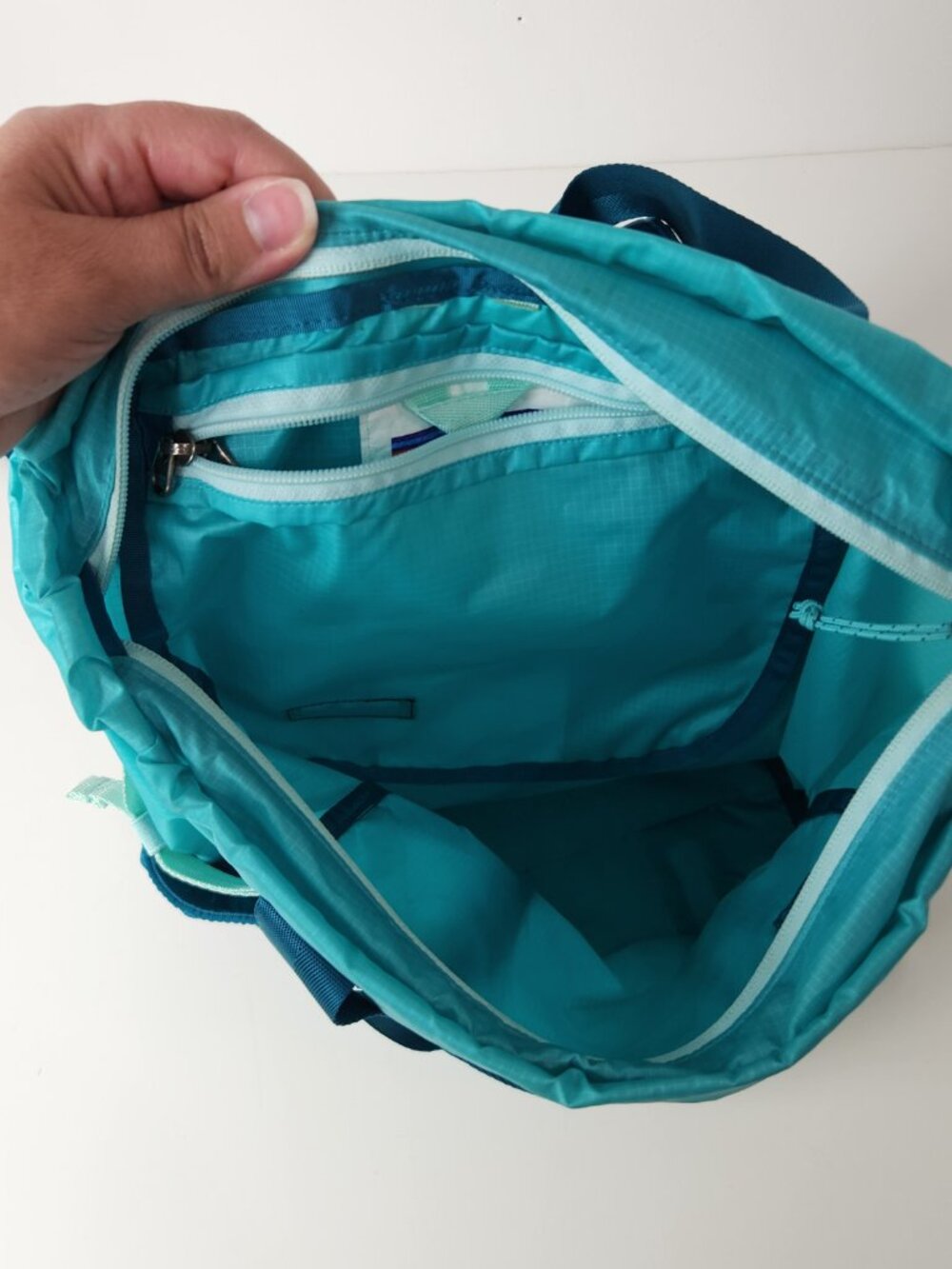 Patagonia Backpack Light Blue Lightweight Travel Tote Pack Packable STY48808 - Picture 8 of 16